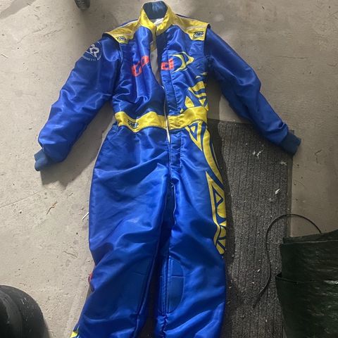 Gokart kjøredress gold