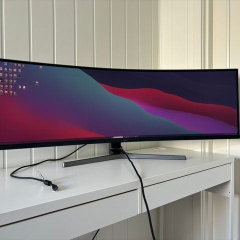 Samsung C49RG90 49" 120 HZ Curved skjerm selges