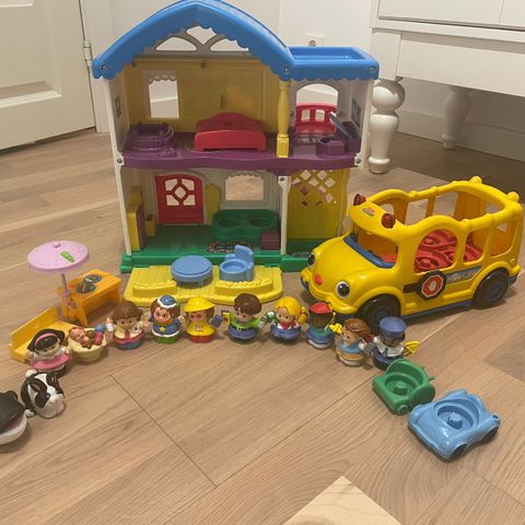 Fisher Price Little People hus, buss, figurer og møbler