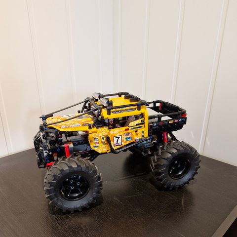 Lego technic 42099 RC X-treme terrengkjøretøy