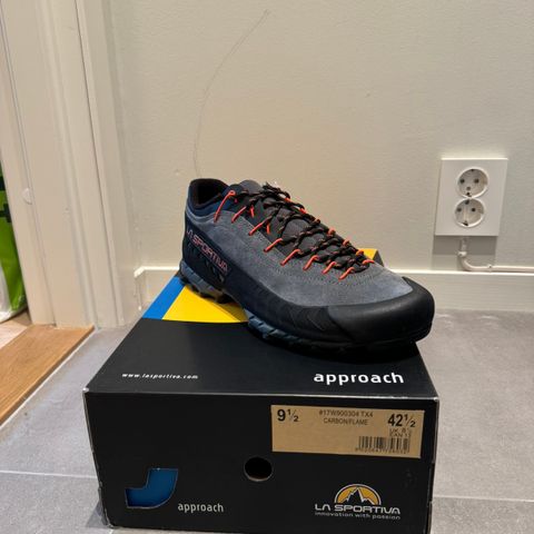 La Sportiva TX4