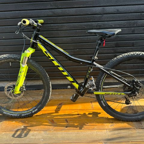 Scott Scale RC juniorsykkel 24