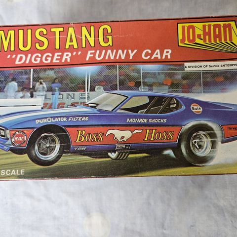 #13, Mustang Digger Funny Car plastbyggesett