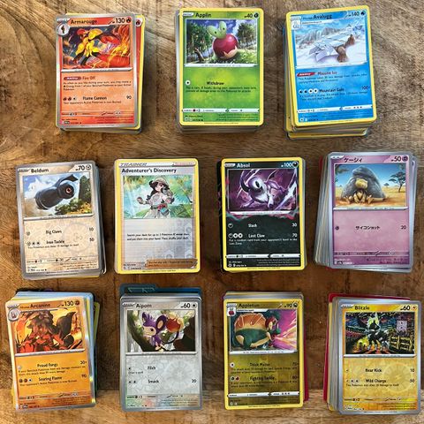 Pokemon holo / reverse holo bulk