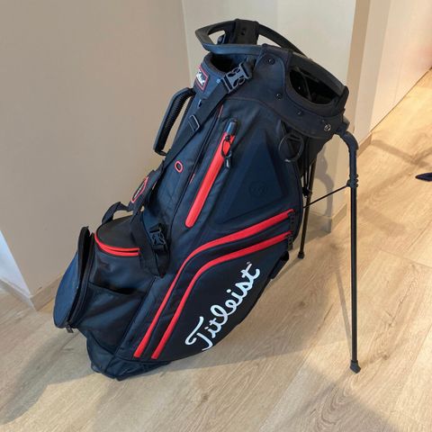 Titleist hybrid 14 stand bag