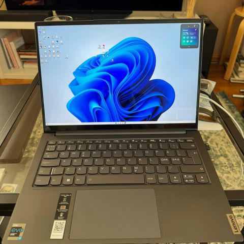 Yoga Slim 7i Pro 14