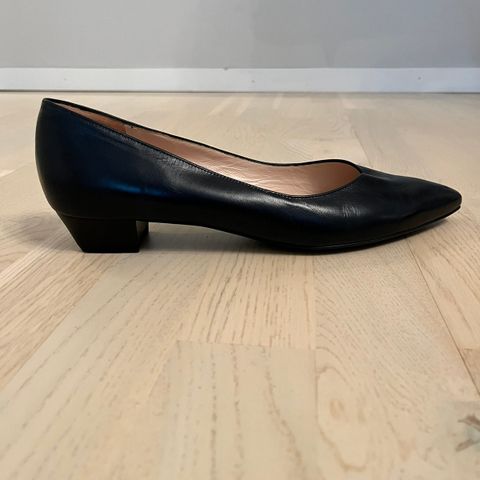 Peter Kaiser pumps str 42,5