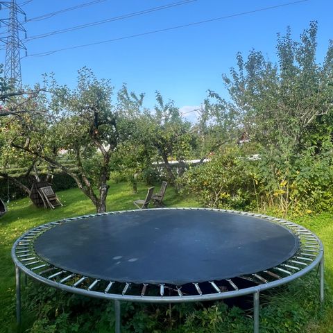 Stor trampoline 3,90 m