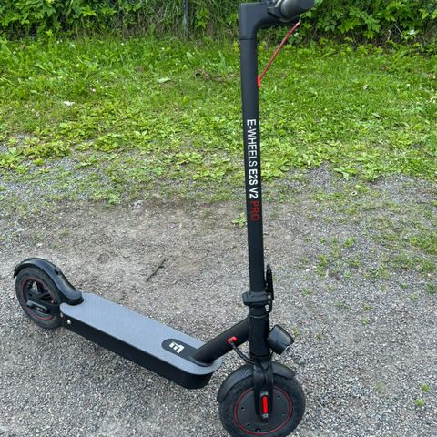 E-Wheels e2s v2 pro // Som ny // med lader