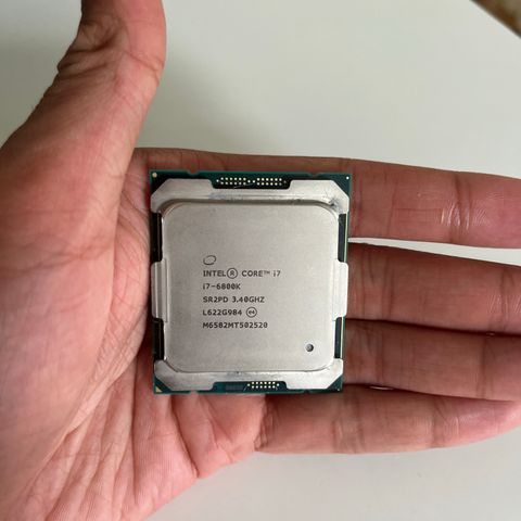 Intel i7 6800K