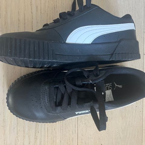 Puma sneakers/joggesko str 36