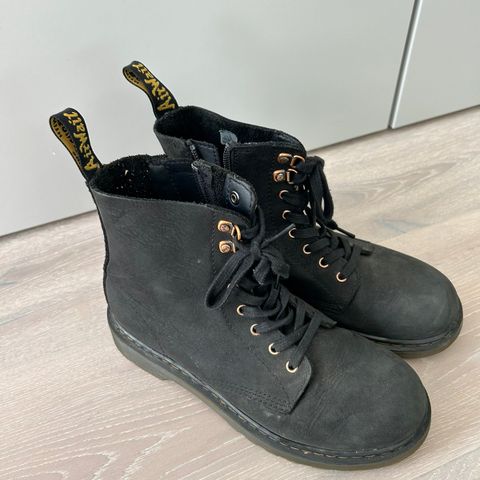 Dr. Martens sko