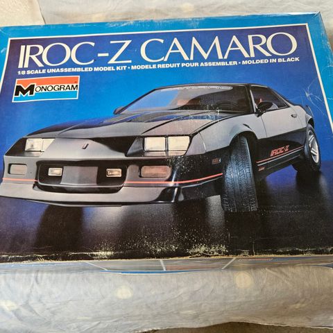 #96, Chevrolet Camaro IROC-Z plastbyggesett skala 1/8.