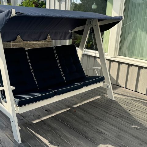 Dalom hvit hammock med tak+trekk+puter (Ser helt ny ut)