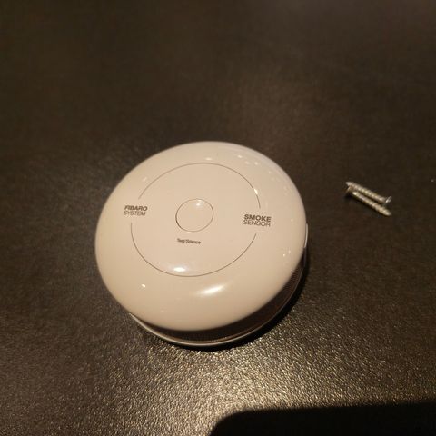 Fibaro røykvarslere