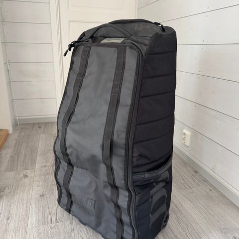 DB The Hugger 90L rullekoffert