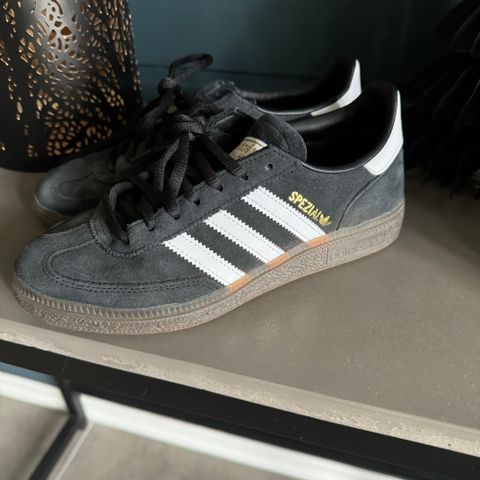 Adidas Spezial