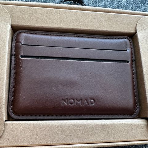 NOMAD Kortholder Horween Leather Rustic Brown