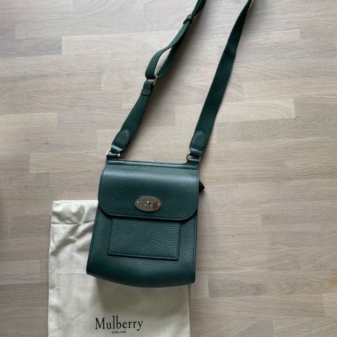 Som ny - Mulberry Small Antony - Green Classic Grain