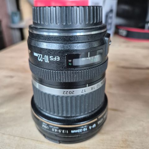 Canon Vidvinkel EF-S 10-22mm objektiv med diverse filter