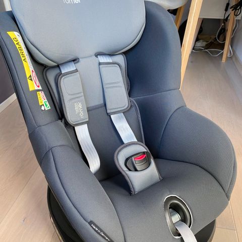 Britax Römer DUALFIX M i-SIZE bilstol