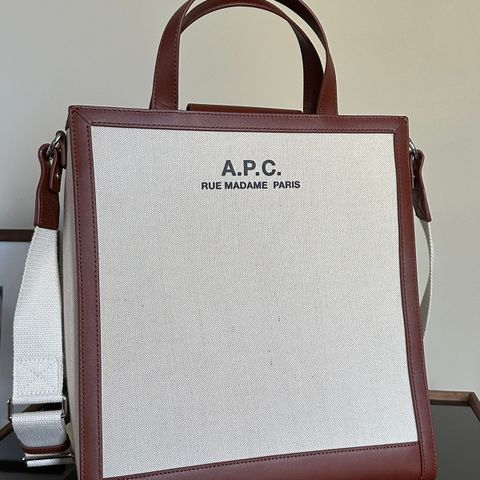 APC veske