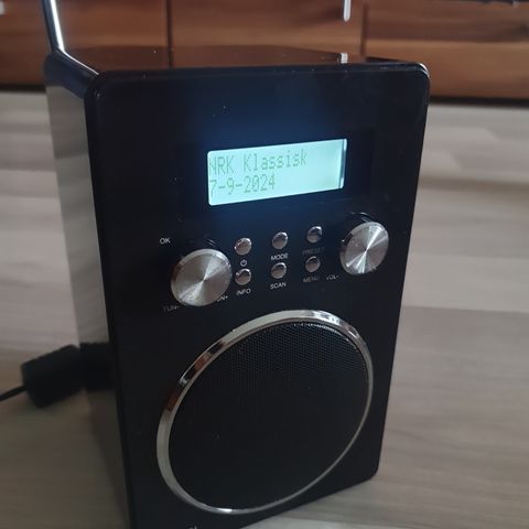 Exibel DX25 dab radio