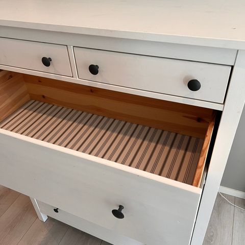 Kommode fra IKEA. RESERVERT