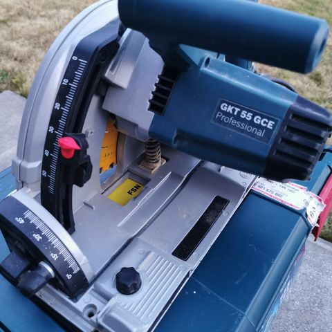 Bosch GKT 55 skinnesag selges