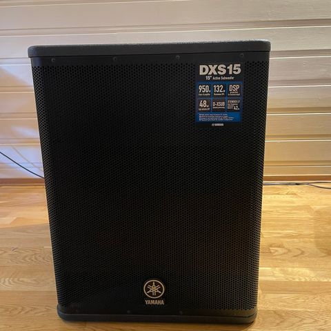 Yamaha DXS15 aktiv subwoofer