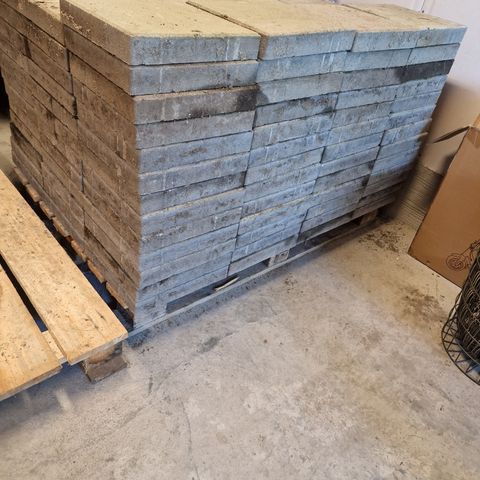 Betongheller 30x30x5