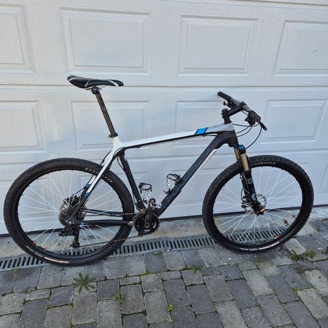 Trek Super Fly Elite 29er karbon