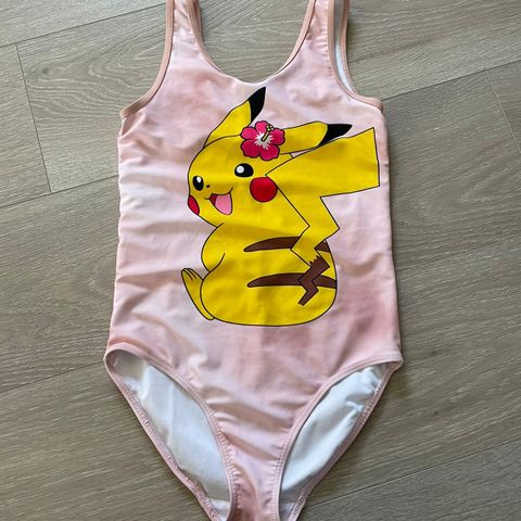 Pikachu badedrakt str 146/152