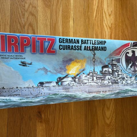 Lindberg Tirpitz 1/350 Scale modellskip