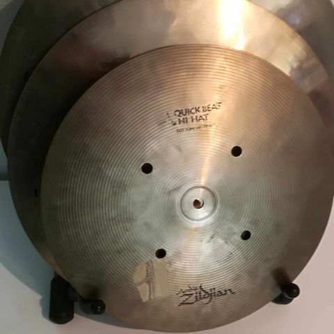 Zildjian hi hat og 2 stk Sabian crash