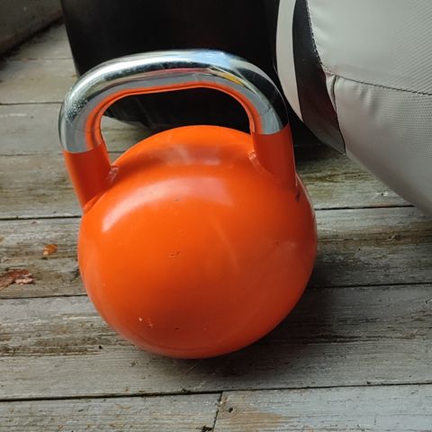 28 kg kettlebell