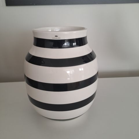 Kahler omaggio vase 20cm svart