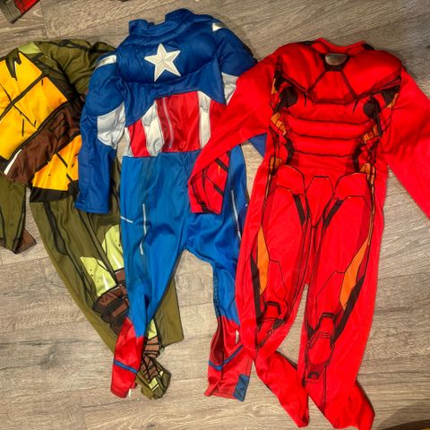 karneval Halloween Ninja turtles, Captain America, Iron Man