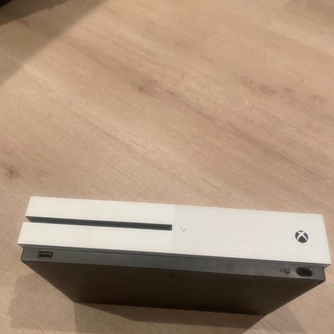 Xbox One S