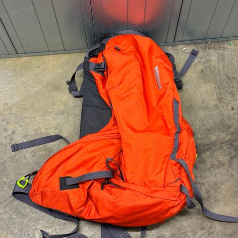 Thule Upslope 35L topptursekk