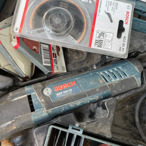 Bosch GOP 250 professional multikutter