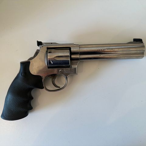 S&W 868 6" 357magnum/38spesial