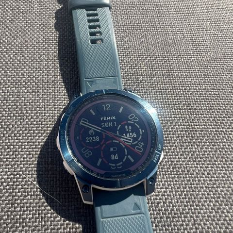 Garmin Fenix 7 sapphire solar