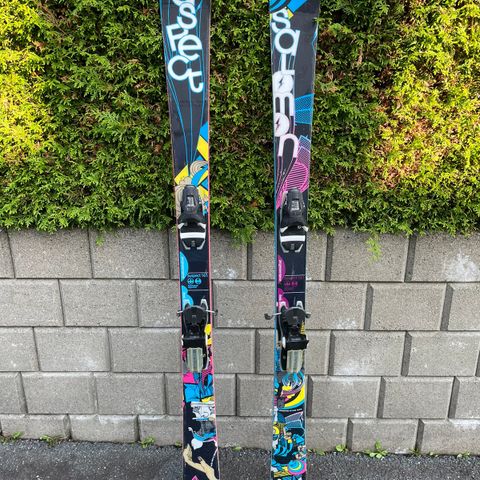 Salomon twin tip ski