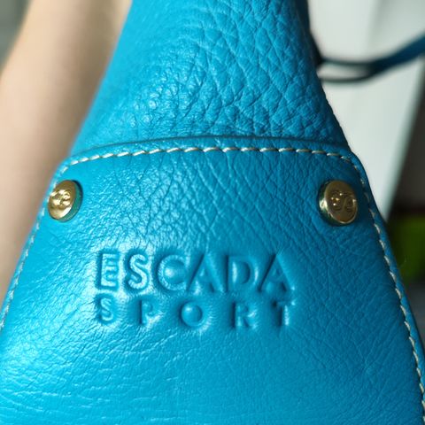 ESCADA