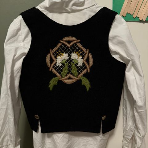 Festdrakt vest