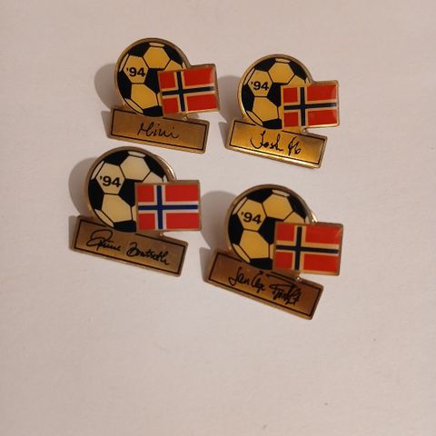 4 stk VM fotball 94 - Pins