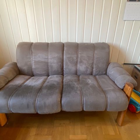 Sofa seksjon, dansk treverk, solid og omtrukket