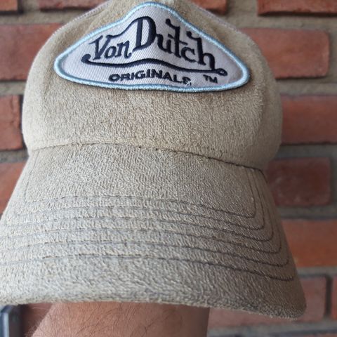 Von Dutch- Caps