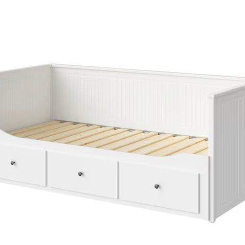 Hemnes dagseng med tre skuffer selges!